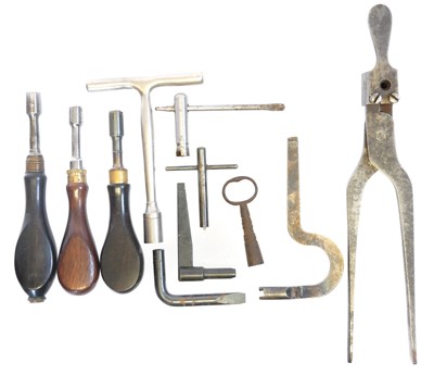 Lot 703 - Ten vintage and modern nipple keys, including...
