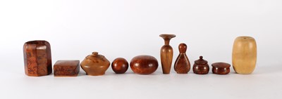 Lot 283 - A Collection of Treen
