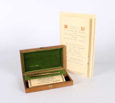 Lot 294 - A Limited Edition "R.M.S. Queen Elizabeth" Parker "75" Fountain Pen