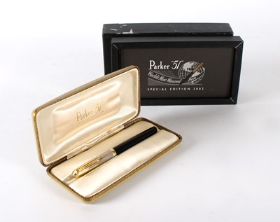 Lot 295 - A Special Edition 'Empire State' or 'Icicle' Parker "51" Fountain Pen