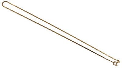 Lot A fine yellow metal chain