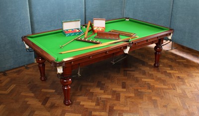 Lot 243 - A Good Half-Size Triple Purpose Snooker/Pool, Dining and Table Tennis Table