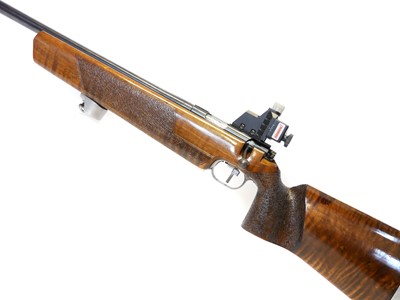 Lot 377 - Left hand Unique Model Match 66 .22lr bolt...