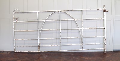 Lot 273 - A Large Early 19th Century White Painted Cast Iron Country House Estate Gate