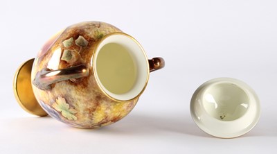 Lot Royal Worcester, England
