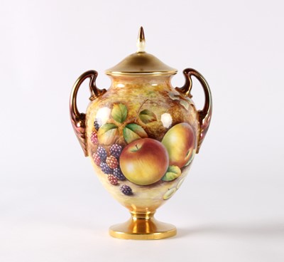 Lot Royal Worcester, England