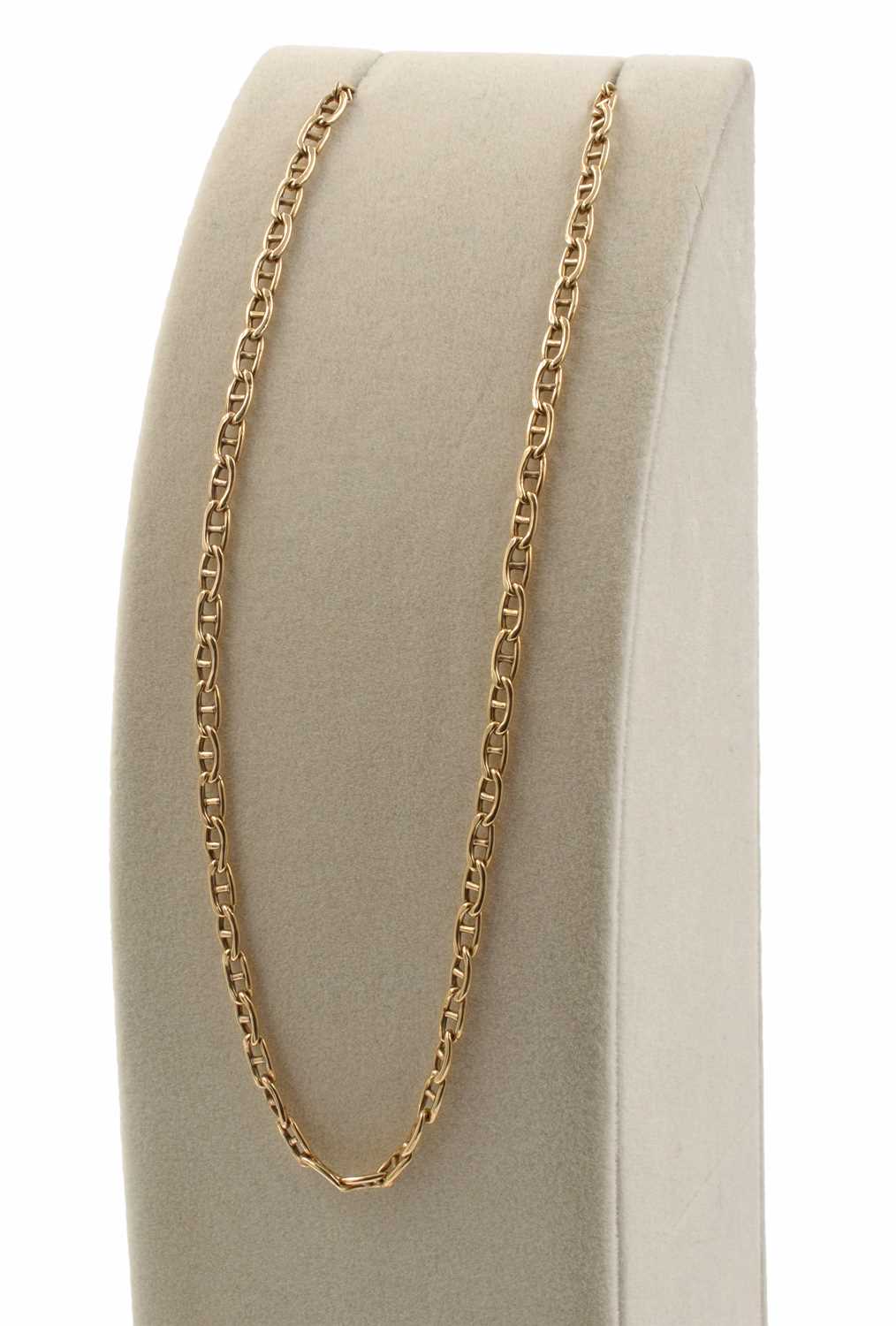 Lot 261 - A 9ct yellow gold chain by Gori & Zucchi