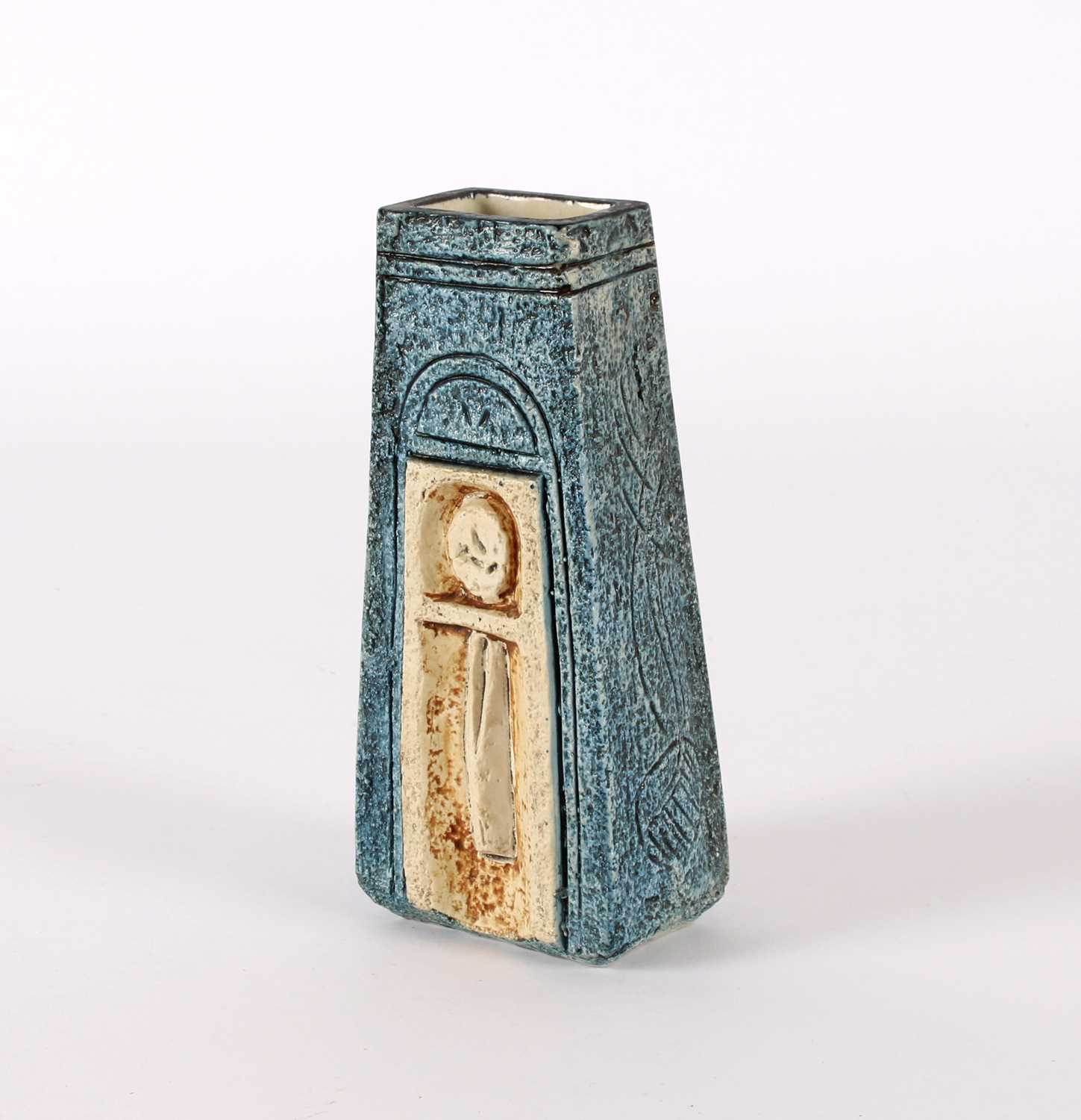 Lot Troika Pottery, St. Ives