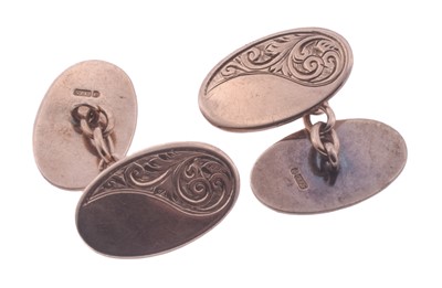 Lot 205 - A pair of 9ct rose gold cufflinks
