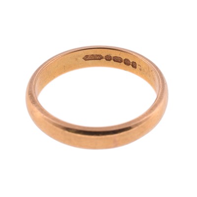 Lot 188 - A 22ct yellow gold ring