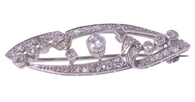 Lot 2 - A white metal diamond brooch