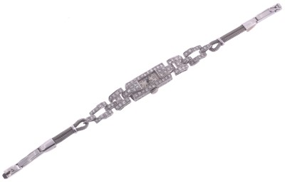 Lot 119 - An Art Deco diamond cocktail watch