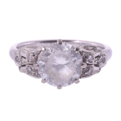 Lot 170 - A white metal cubic zirconia ring
