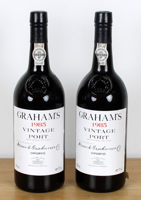 Lot 44 - 2 bottles Graham’s Vintage Port 1985 (2 b/n)