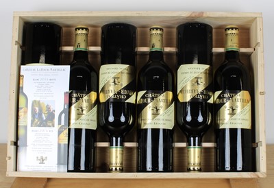 Lot 19 - 6 bottles in Previously Unopened OWC Chateau Latour-Martillac Blanc Grand Cru Classe de Graves 2016