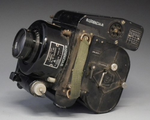 24 - Reconnaissance camera
