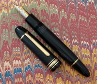 Lot 29 - Large Montblanc fountain pen