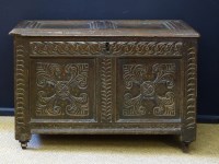 Lot 700 - Oak blanket chest.