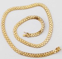 Lot 235 - Brick pattern necklace, stamped 750, length