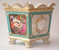 Lot 130 - English porcelain jardiniere circa 1830
