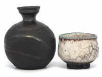 Lot 291 - Janet Leach vase and a Simon Leach studio pottery