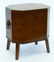 Lot 659 - Mahogany cellaret.