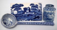 Lot 143 - Blue transfer ladel, pallette and tea caddy.