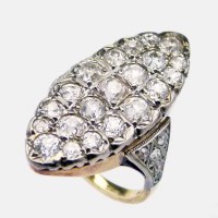 Lot 271 - 18ct gold marquise shaped ring set with old cut