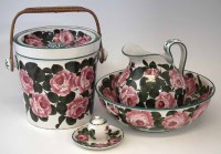 Lot 224 - Wemyss wash set.