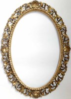 Lot 586 - Oval gilt wood frame.