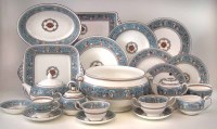 Lot 134 - Wedgwood florentine dinner service (69).