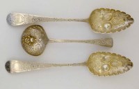 Lot 256 - Pair of silver berry spoons and silver sifter