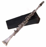 Lot 26 - Savana Paris clarinet.