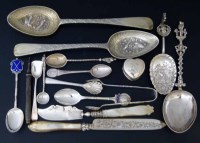 Lot 176 - Mixed lot of decorative and souvenir flat ware a
