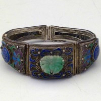 Lot 145 - Chinese bracelet