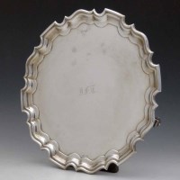 Lot 192 - Piecrust silver salver