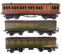 Lot 32 - Three Tinplate coaches