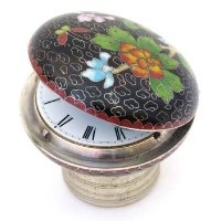 Lot 413 - Cloisonne knob watch.