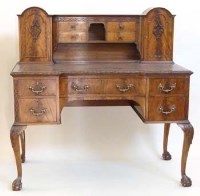 Lot 691 - Chippendale style mahogany desk