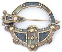 Lot 269 - Irish silver gilt tara brooch by Waterhouse, Dublin