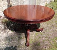 Lot 719 - Mahogany loo table.