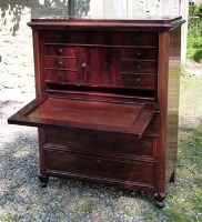 Lot 726 - Mahogany secretaire a abbatant