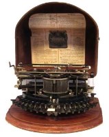 Lot 33 - Multiplex Hammond pre qwerty typewriter