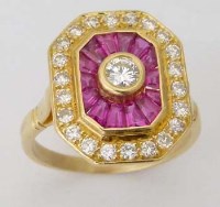 Lot 330 - Art deco style ruby and diamond lozenge cluster
