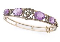 Lot 360 - 14ct (585) gold amethyst and seed pearl hinged