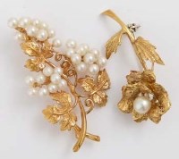Lot 374 - Two 9ct gold leaf spray brooches set with pearls
