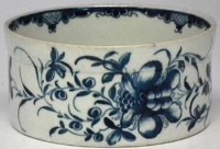 Lot 182 - Worcester Mansfield meat tub.