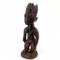 Lot 102 - Yoruba ibeji female figure, traces of Rickets