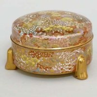 Lot 296 - Taizan and squat jar and cover.
