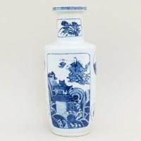Lot 300 - Chinese blue and white vase